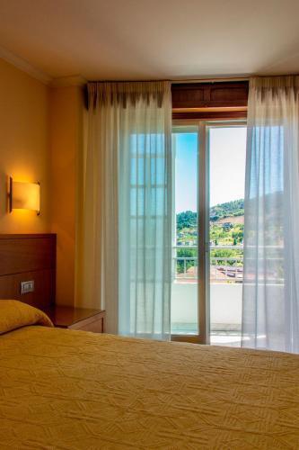 Hotel Mabu Оренсе Экстерьер фото