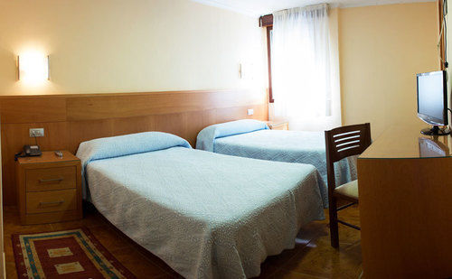 Hotel Mabu Оренсе Экстерьер фото