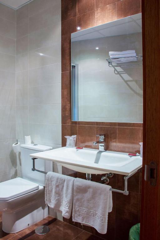 Hotel Mabu Оренсе Номер фото