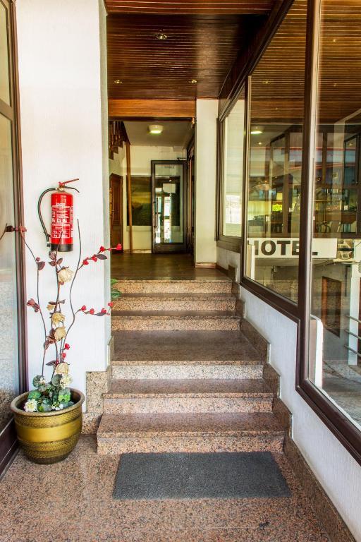 Hotel Mabu Оренсе Экстерьер фото